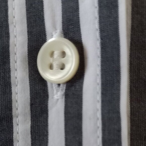 BANANA REPUBLIC vertical striped cotton sleeveless button down shirt - Picture 6 of 8